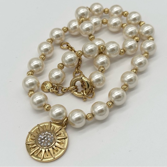 J. Crew Jewelry - J. Crew Pearl Pendant Necklace